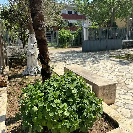 酒店 Clarissa Velipojë