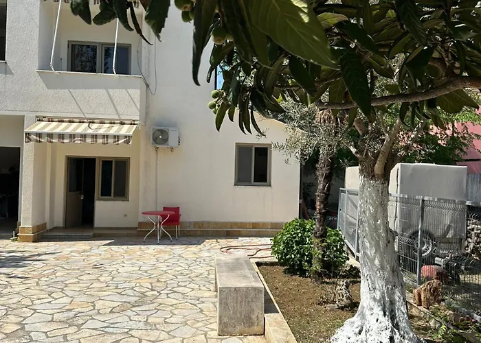 Clarissa Hotel Velipojë